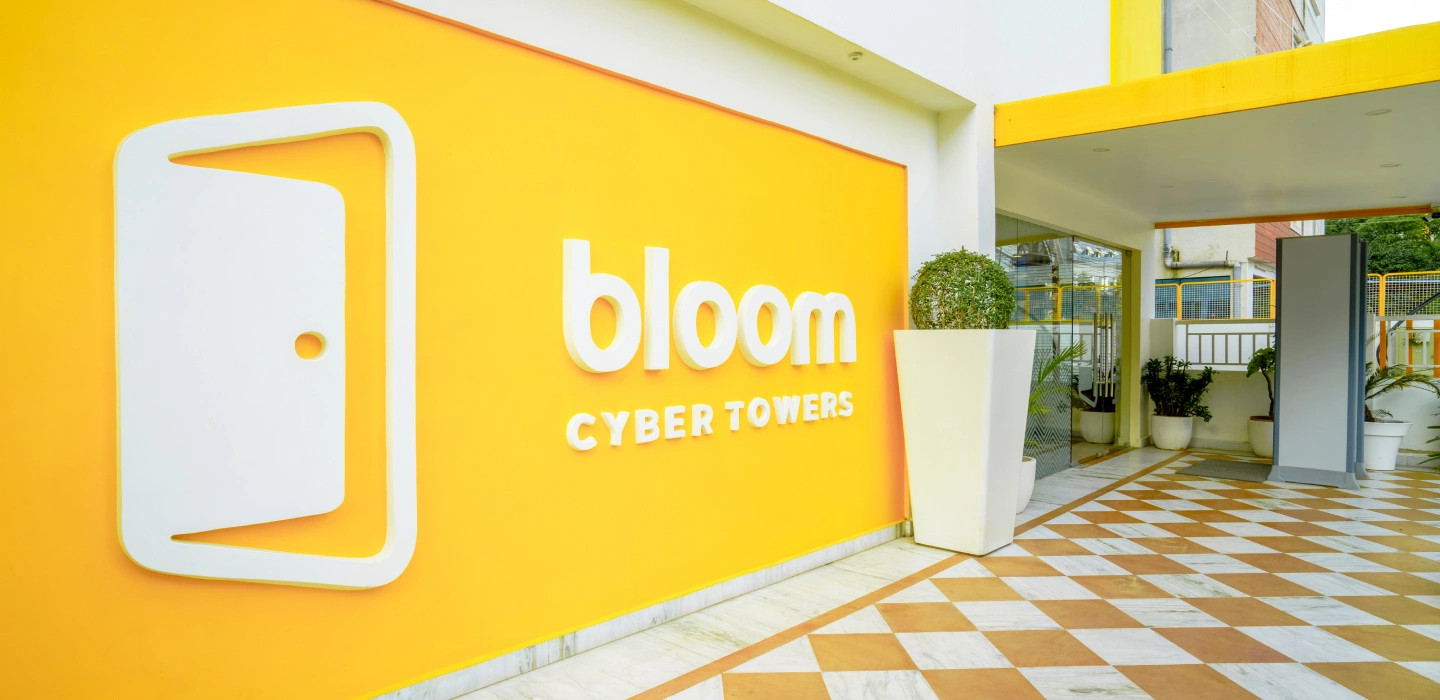 Bloom Hotel - Cyber Towers